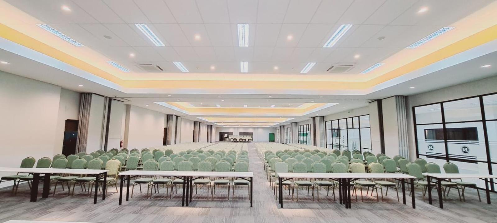 Tos Hotel & Convention Center Tangerang Powered By Archipelago 外观 照片