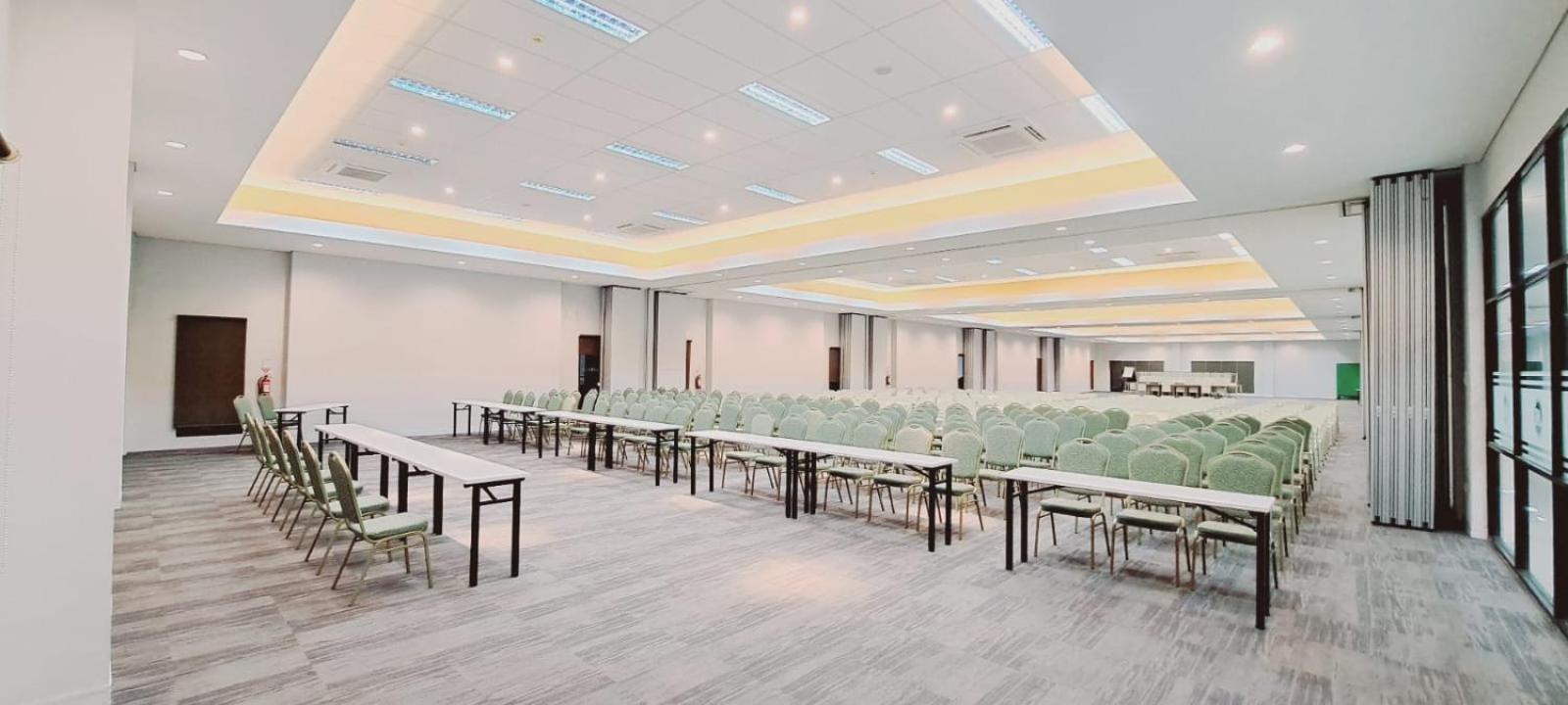 Tos Hotel & Convention Center Tangerang Powered By Archipelago 外观 照片